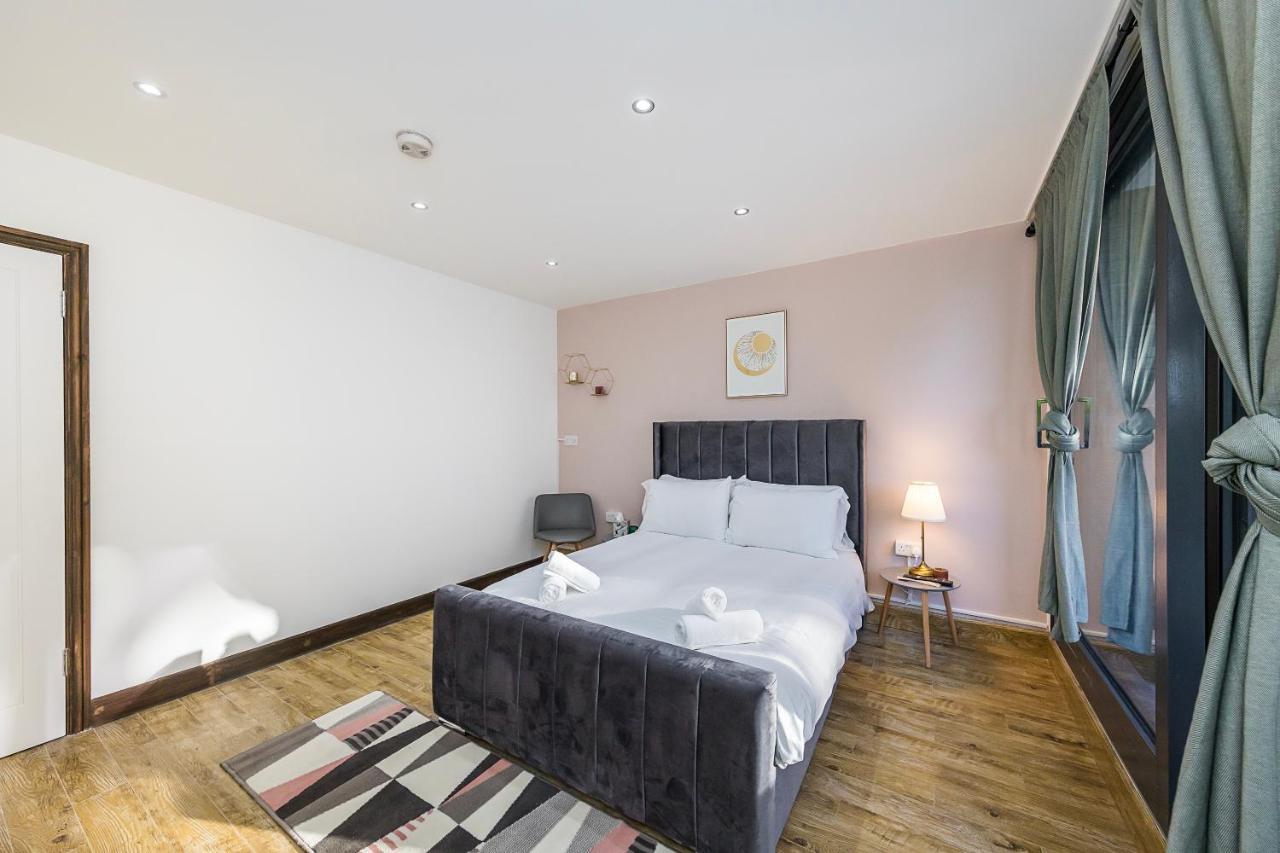 Hotel Edgware Hub London Exterior foto